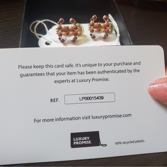 Vintage Chanel Pink Clip-On Earrings - Picture 5 of 5